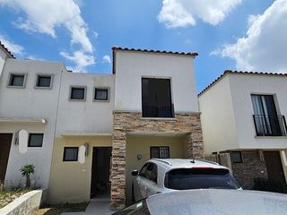 CASA EN VENTA EN CAPITAL SUR, QUERETARO