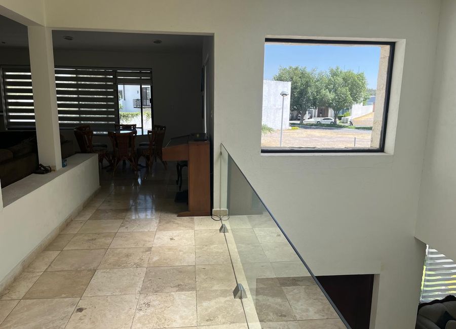 place photo 37