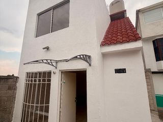 Casa en Renta en ex Rancho San Dimas