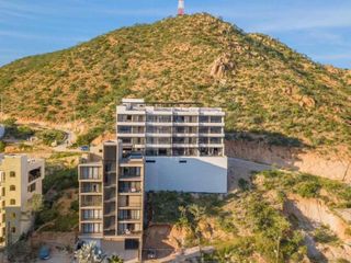 Se renta departamento amueblado de 2 recamaras en el condominio Breeze of Cabo San Lucas