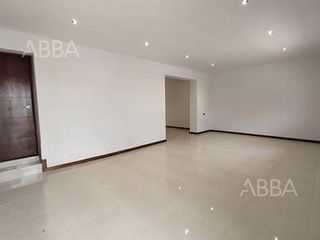 CASA EN VENTA DE UNA PLANTA EN COL.INDEPENDENCIA