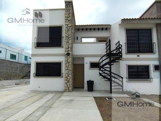 Casa en  Azul Marino