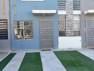 CASA EN RENTA PASEO DE SANTA MARIA (blvd. 2000)