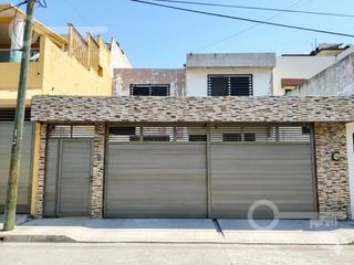 Casa en Venta en Fraccionamiento Paraíso Coatzacoalcos