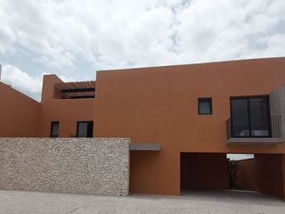 RESIDENCIA EN VENTA CON ROOF TOP EN SAN MIGUEL DE ALLENDE GUANAJUATO.
