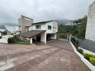 Casa en venta en Renacimiento, Monterrey, Nuevo León