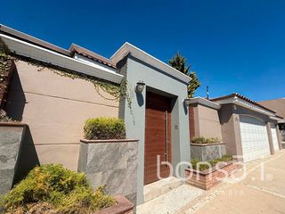 Casa en RENTA en Colinas del Mar, Primera Sección