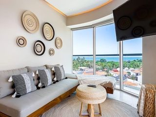 Renta en Marítima Golf 4A | Vista al Mar y Montaña, Terraza y Acceso a Playa
