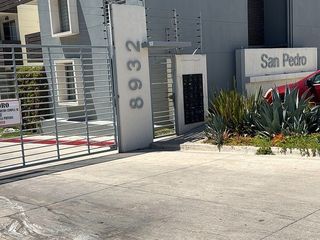 Renta de departamento en Colinas de California.