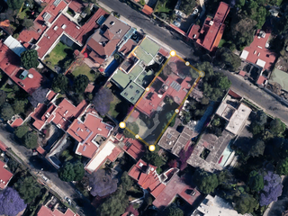 Casa con enorme potencial en Jardines del Pedregal | 991 m2
