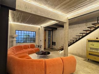 Casa Brutalista a la Renta en Roma Norte