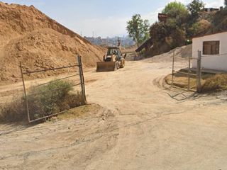 SE VENDE EXCELENTE TERRENO A PIE DE CARRETERA  EN BOSQUE REAL