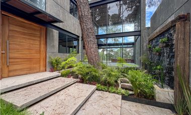 CASA EN VENTA A ESTRENAR|VISTA AL BOSQUE EN AVANDARO|VALLE DE BRAVO
