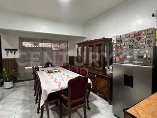 Casa amplia con gran potencial | Terreno 138 m² Col. Postal