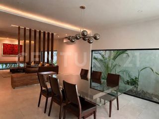 Casa en Renta en Residencial Aqua - Avenida Huayacán, Cancún