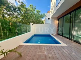 Casa a Estrenar en Renta | Residencial Vía Cumbres | Av. Huayacan