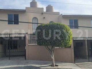 CASA EN RENTA EN AMPLIACIÓN GUAYCURA, TIJUANA BAJA CALIFORNIA.