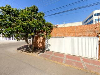 CASA EN VENTA EN SAN JOSÉ MAYORAZGO – AMPLIA, JARDÍN E ILUMINACIÓN NATURAL!