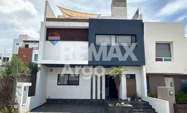 CASA EN VENTA RESIDENCIAL EL REFUGIO