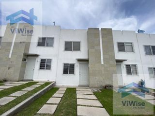 Casa en Renta en Los Encinos