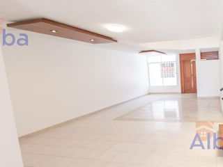 OFICINA EN RENTA EN VALLE DE LAS TROJES