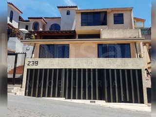 Casa amueblada en RENTA, ubicada en Nueva Ensenada