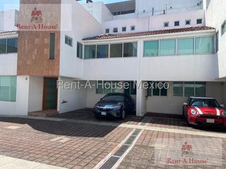 Casa en Renta en Cuajimalpa de Morelos, Cuajimalpa  RT 27-51.