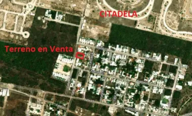 Terreno en venta en Fraccionamiento Las Margaritas de Cholul, Mérida, Yucatán