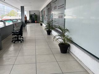 Local comercial en renta sobre Av. Revolución, sur de mty