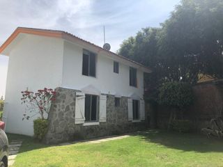Casa en Renta, Santa Cruz Guadalupe, Zavaleta, Recta a Cholula