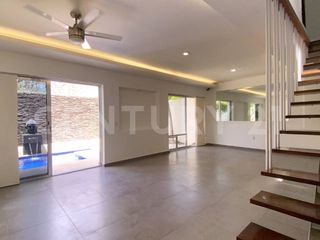 Casa en Renta en Residencial Palmaris con alberca privada