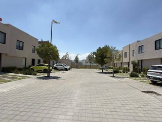 Casa en Renta en Querétaro, Zona El Refugio de 164 m2 con 3