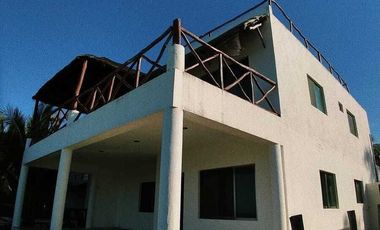 Casa en venta frente al mar en Telchac Puerto