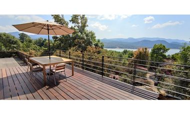 HERMOSA CASA EN VENTA|VISTA PARCIAL AL LAGO|VALLE DE BRAVO