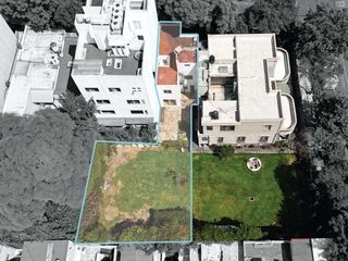 Se vende casa con. Jardín en la col condesa Juan de  la barrera