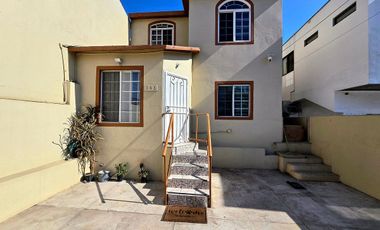 Venta casa céntrica amueblada, 5 Rec., Fracc. Residencial Lomas