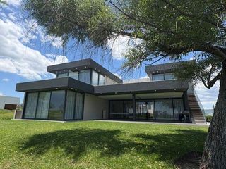Casa en Venta en El Bosque Country Club León Guanajuato Zona Norte