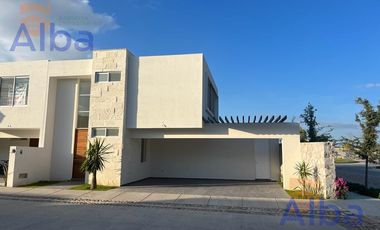 CASA NUEVA EN VENTA RESERVA SANTA MONICA