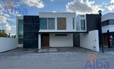 CASA EN VENTA EN COTO TENOPALA RANCHO SANTA MONICA