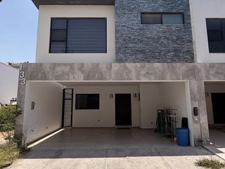 Casa en La Encomienda