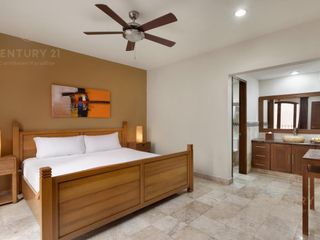 Lujoso Condominio en Venta 3 Hab en 5ta Avenida Playa del Carmen P3892