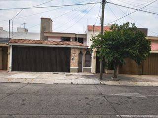 Casa en Renta para Oficinas Cerca de la UNIVA