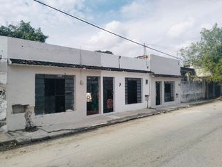TRES CASAS PARA REMODELAR EN UN LOTE GRANDE EN EL CENTRO DE MERIDA