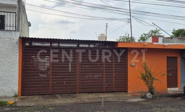 Casa en Venta en Colonia del Valle, Villa de Álvarez, Colima