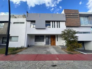 Casa en Renta Soare Acanthia, Solares Residencial dentro de coto