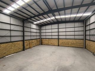 Bodega Industrial en Renta de 717 m2 Ubicada en Toluquilla, Tlaquepaque Jal
