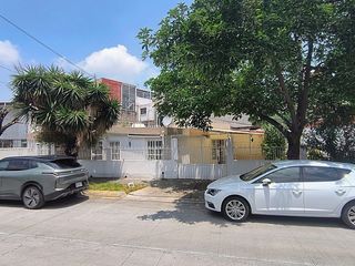 Casa en renta con opción a venta por Santa Monica
