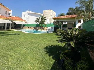 CASA EN VENTA EN LOMAS DE COCOYOC
