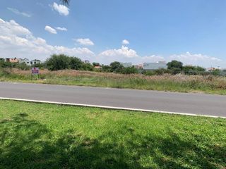 TERRENO COMERCIAL EN VENTA FRENTE A LA UCO MONDRAGON