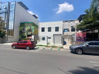 BODEGA NUEVA EN  RENTA ARCOS VALLARTA